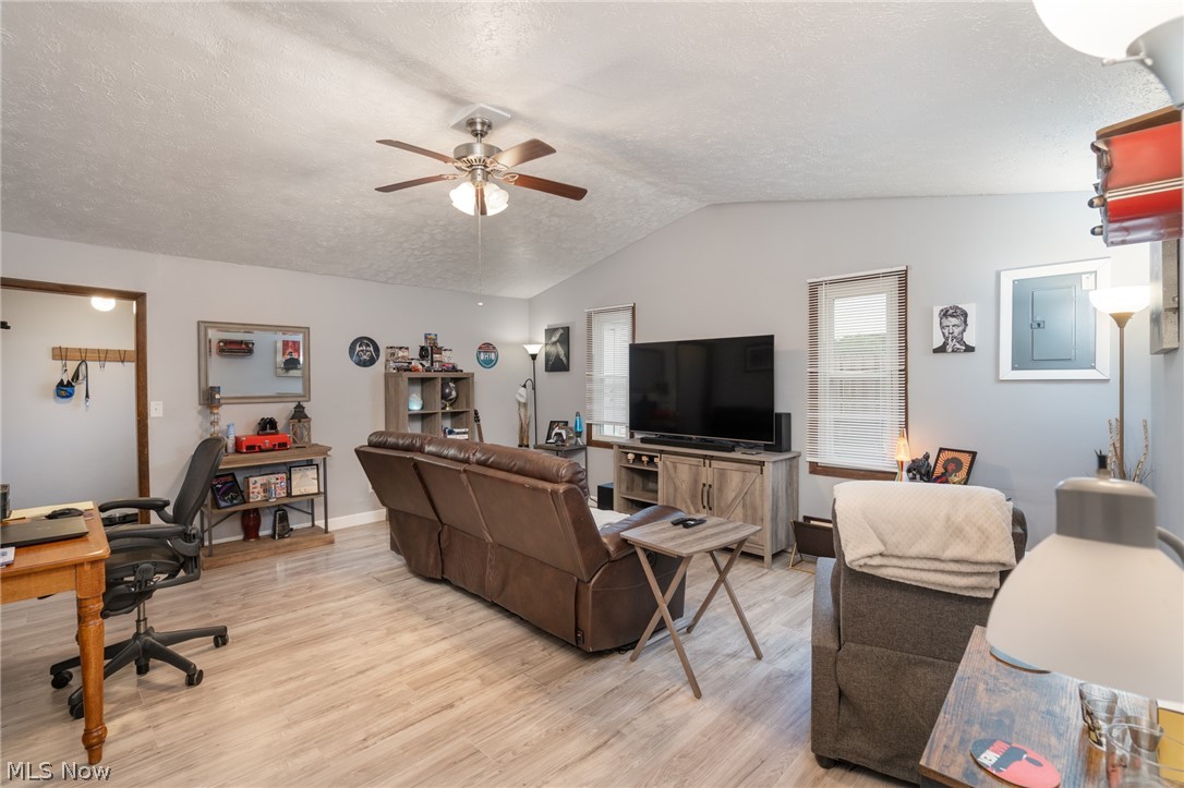 4214 Meadow Lane Lorain OH 44055