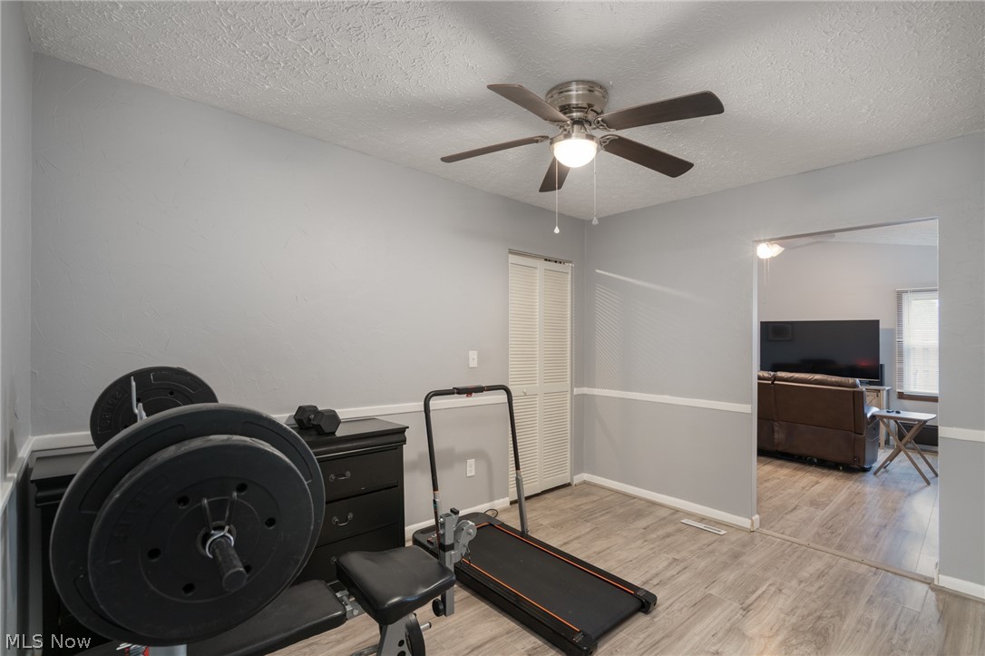 4214 Meadow Lane Lorain OH 44055