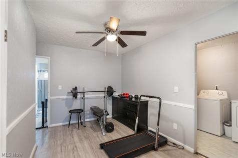 4214 Meadow Lane Lorain OH 44055
