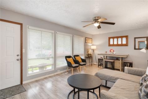 4214 Meadow Lane Lorain OH 44055
