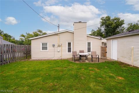 4214 Meadow Lane Lorain OH 44055