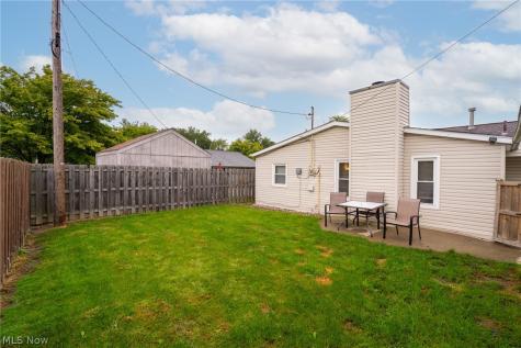4214 Meadow Lane Lorain OH 44055