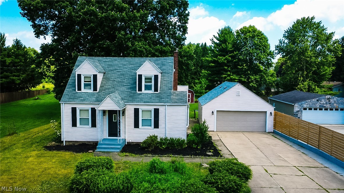 102 W Howe Road Tallmadge OH 44278