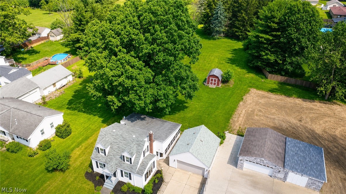 102 W Howe Road Tallmadge OH 44278