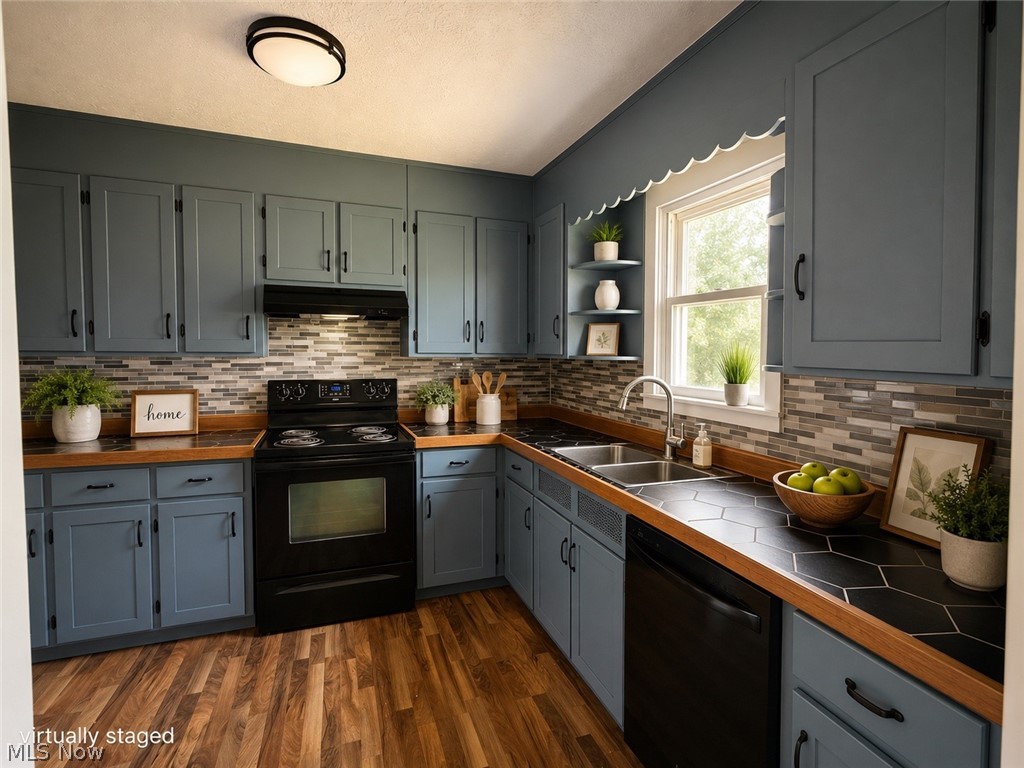 102 W Howe Road Tallmadge OH 44278
