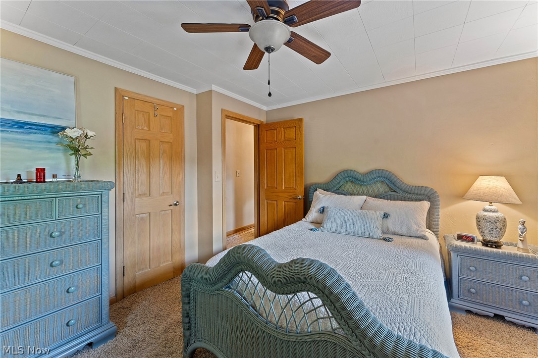 82 Ward Avenue New Middletown OH 44442