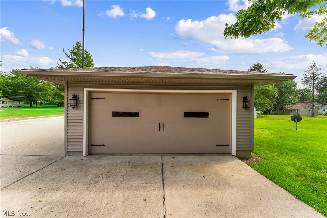 82 Ward Avenue New Middletown OH 44442