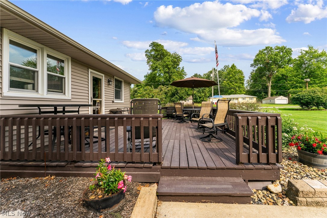 82 Ward Avenue New Middletown OH 44442