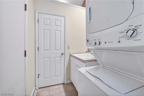3674 Guilford Court Westlake OH 44145