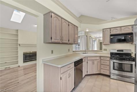 3674 Guilford Court Westlake OH 44145