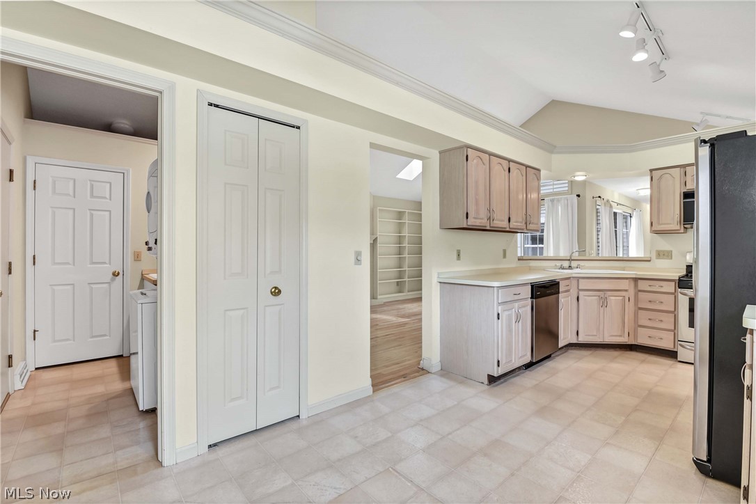 3674 Guilford Court Westlake OH 44145