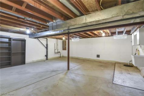 3674 Guilford Court Westlake OH 44145