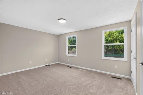 5009 Piccadilly Street SW Canton OH 44706