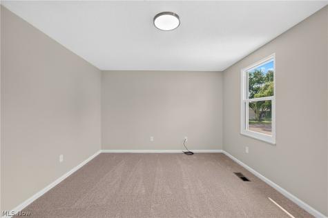 5009 Piccadilly Street SW Canton OH 44706