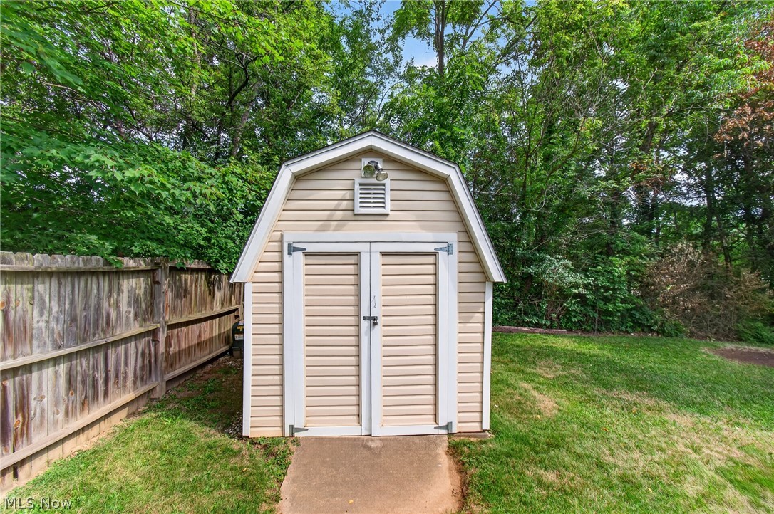 5009 Piccadilly Street SW Canton OH 44706