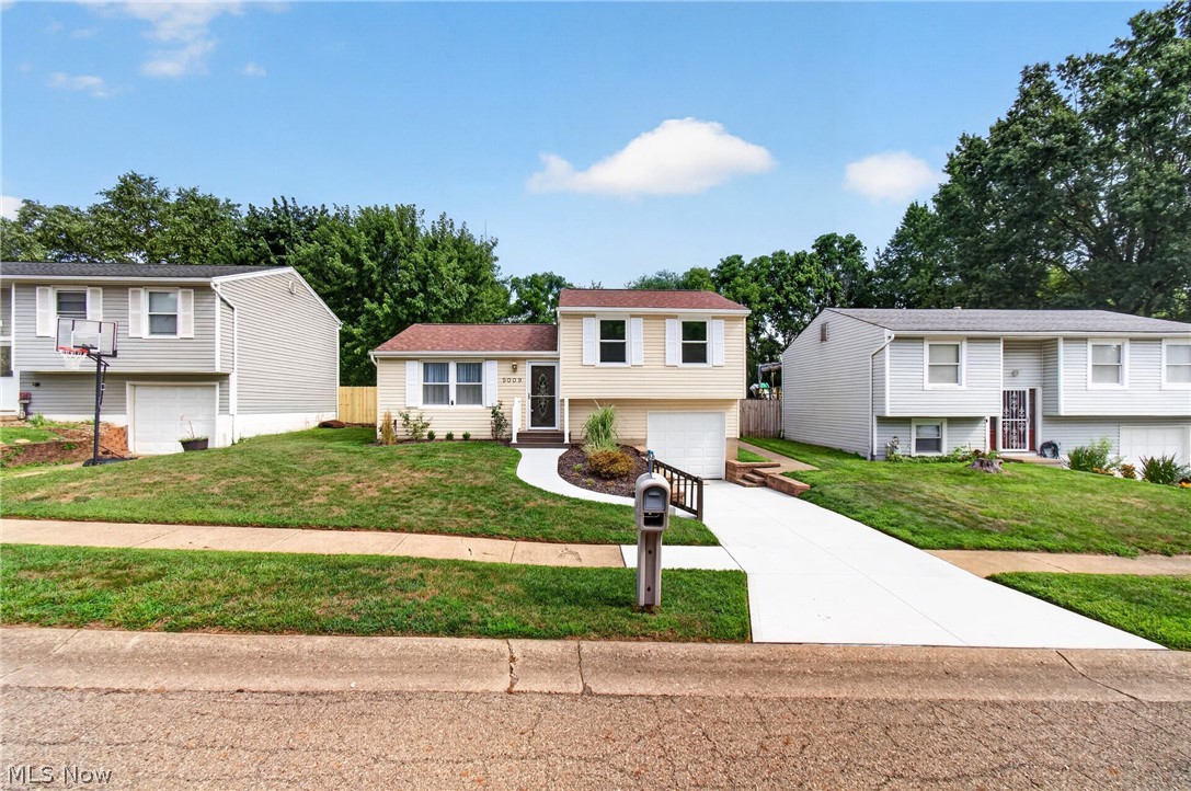 5009 Piccadilly Street SW Canton OH 44706