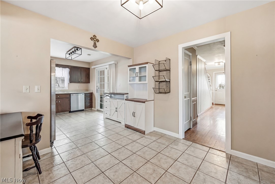 189 Edna Street Poland OH 44514