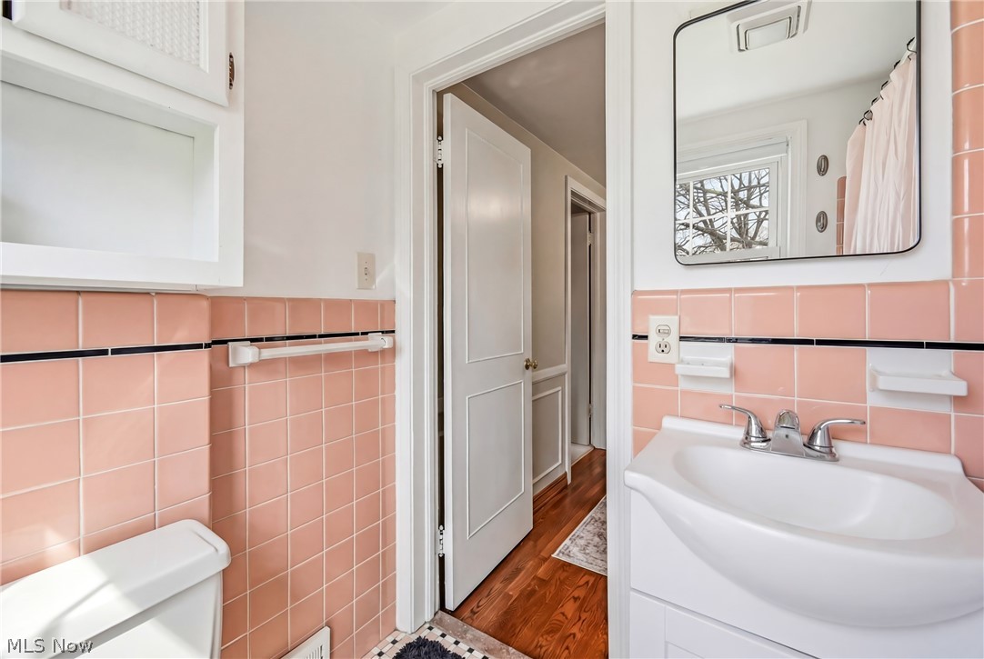 189 Edna Street Poland OH 44514