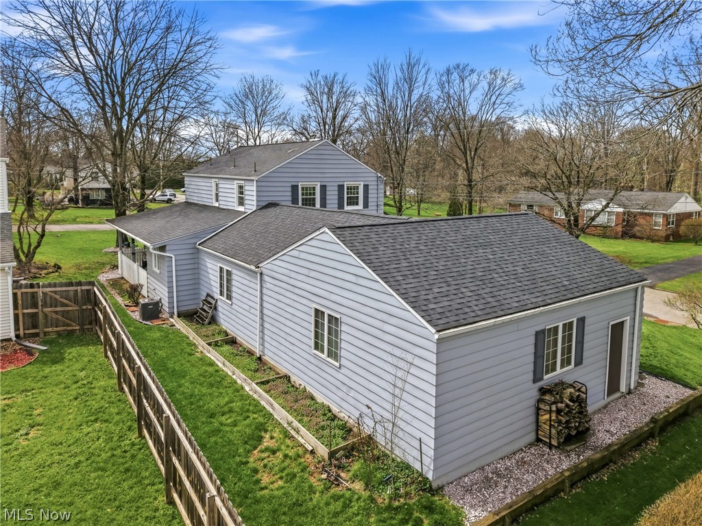 189 Edna Street Poland OH 44514
