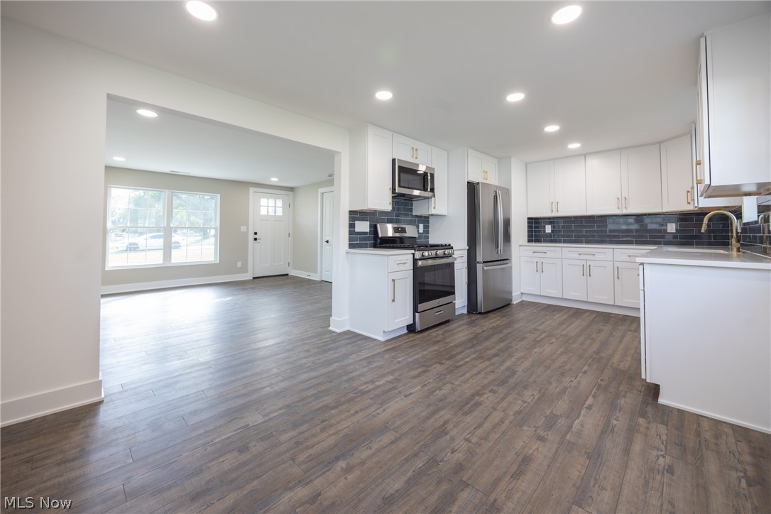 1923 Hillsdale Drive Twinsburg OH 44087