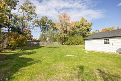 1923 Hillsdale Drive Twinsburg OH 44087