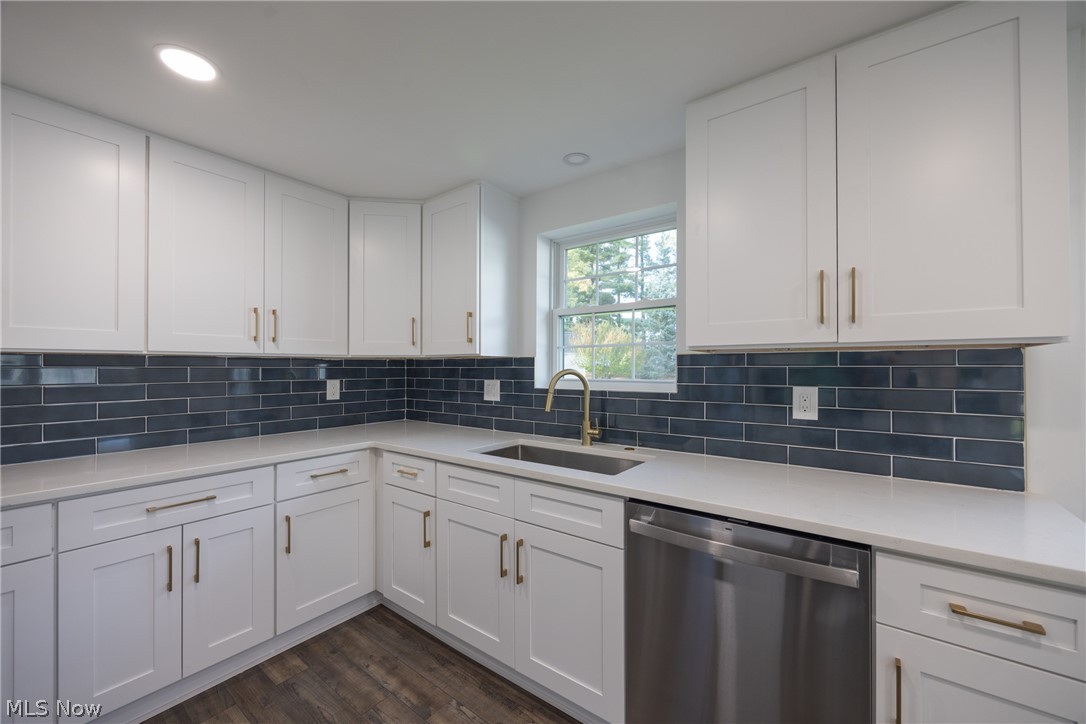 1923 Hillsdale Drive Twinsburg OH 44087