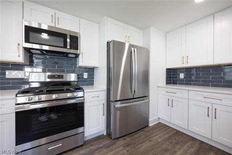 1923 Hillsdale Drive Twinsburg OH 44087