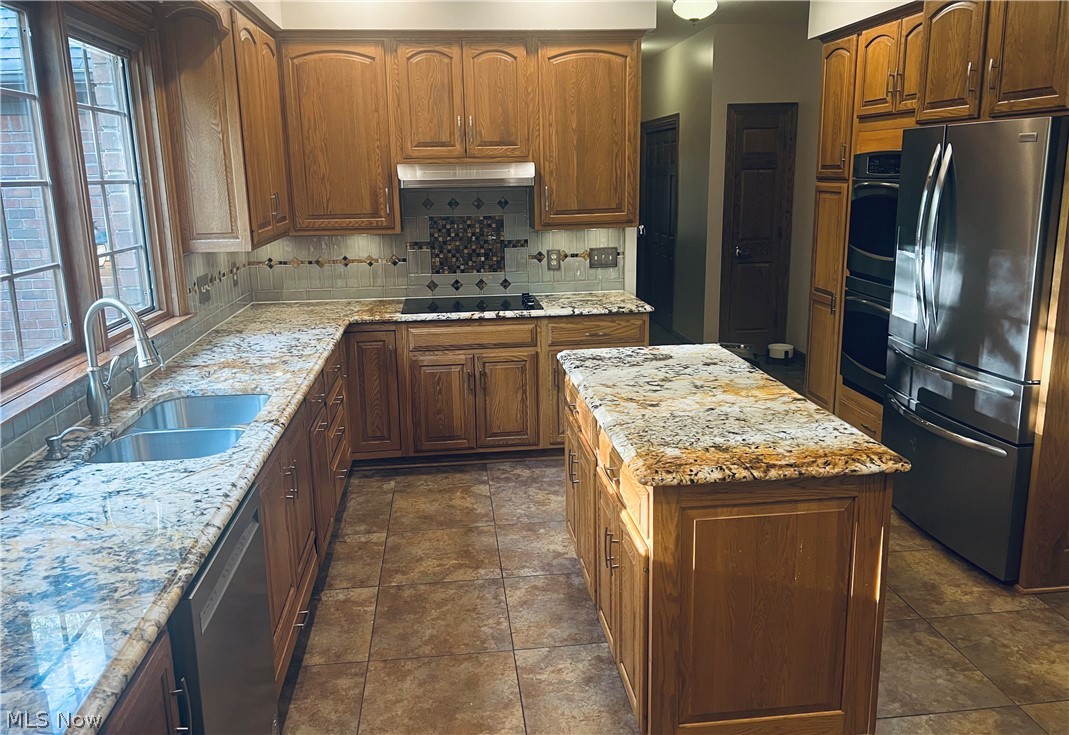 8536 Cherry Hill Place Youngstown OH 44514