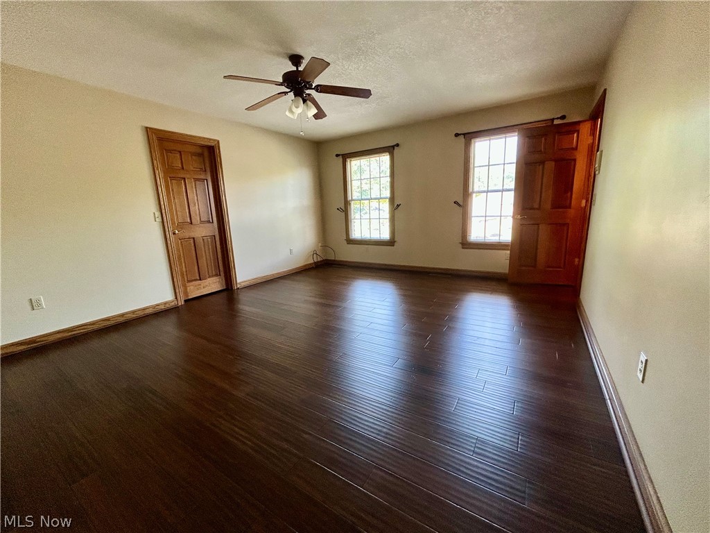 8536 Cherry Hill Place Youngstown OH 44514
