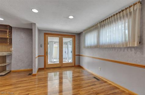 6556 Christene Boulevard Brook Park OH 44142