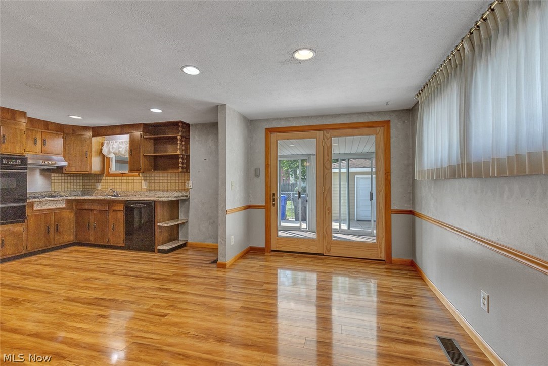 6556 Christene Boulevard Brook Park OH 44142