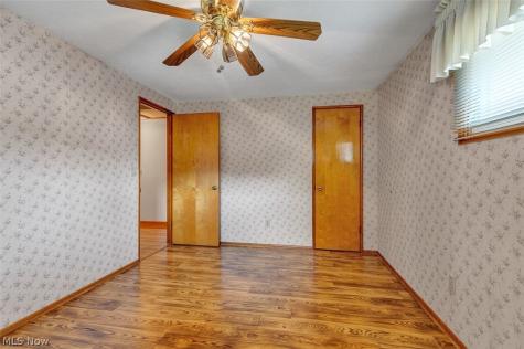6556 Christene Boulevard Brook Park OH 44142