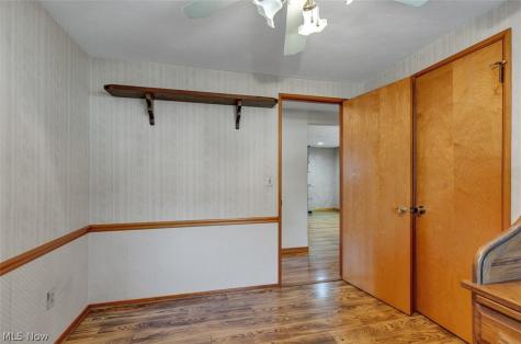 6556 Christene Boulevard Brook Park OH 44142