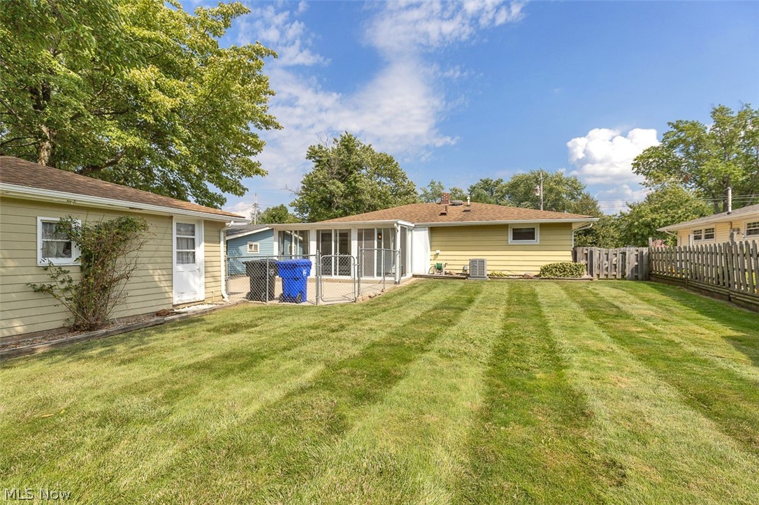 6556 Christene Boulevard Brook Park OH 44142