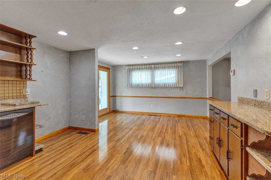6556 Christene Boulevard Brook Park OH 44142