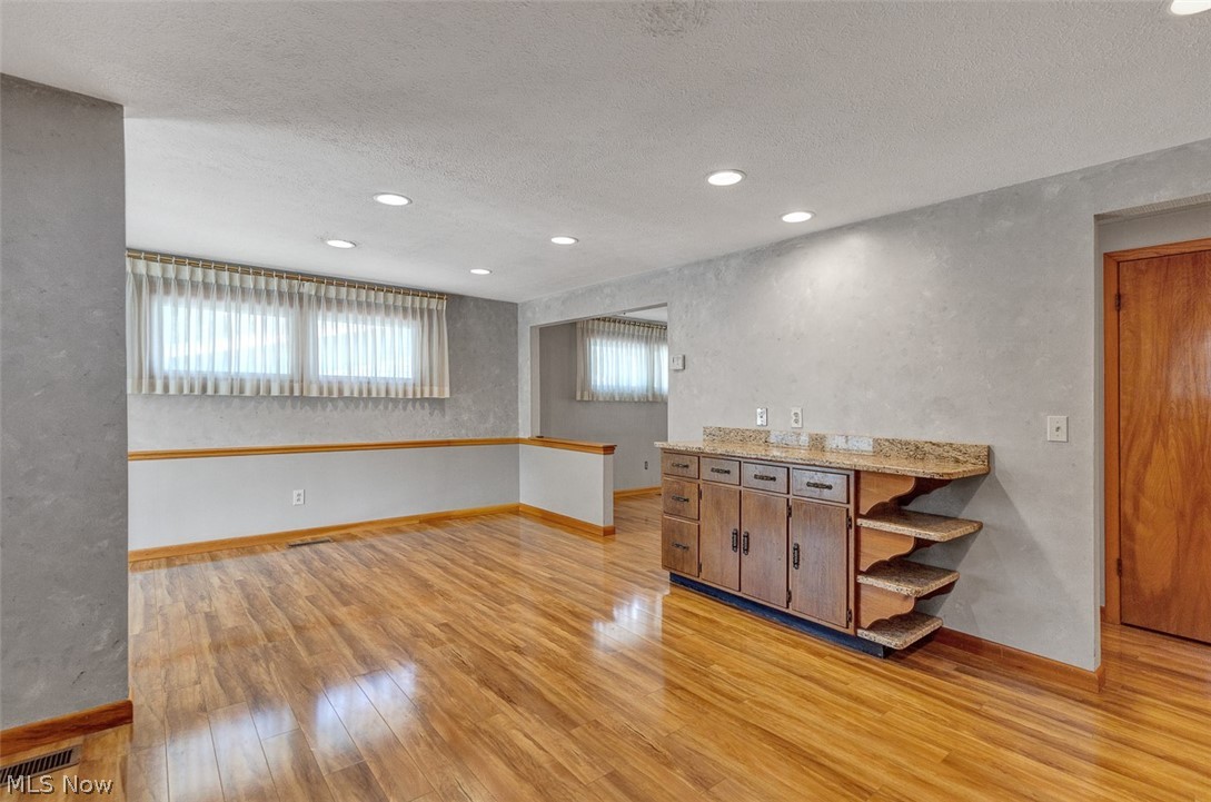 6556 Christene Boulevard Brook Park OH 44142