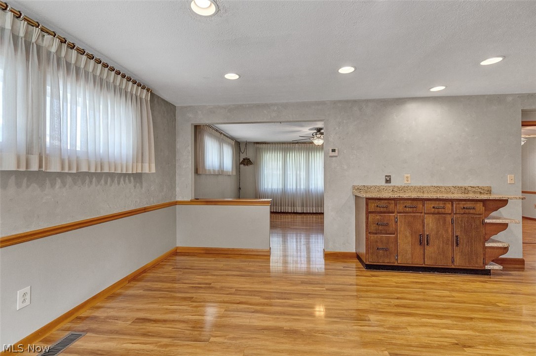6556 Christene Boulevard Brook Park OH 44142