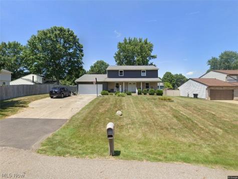 9551 Pheasant Valley Avenue NW Uniontown OH 44685
