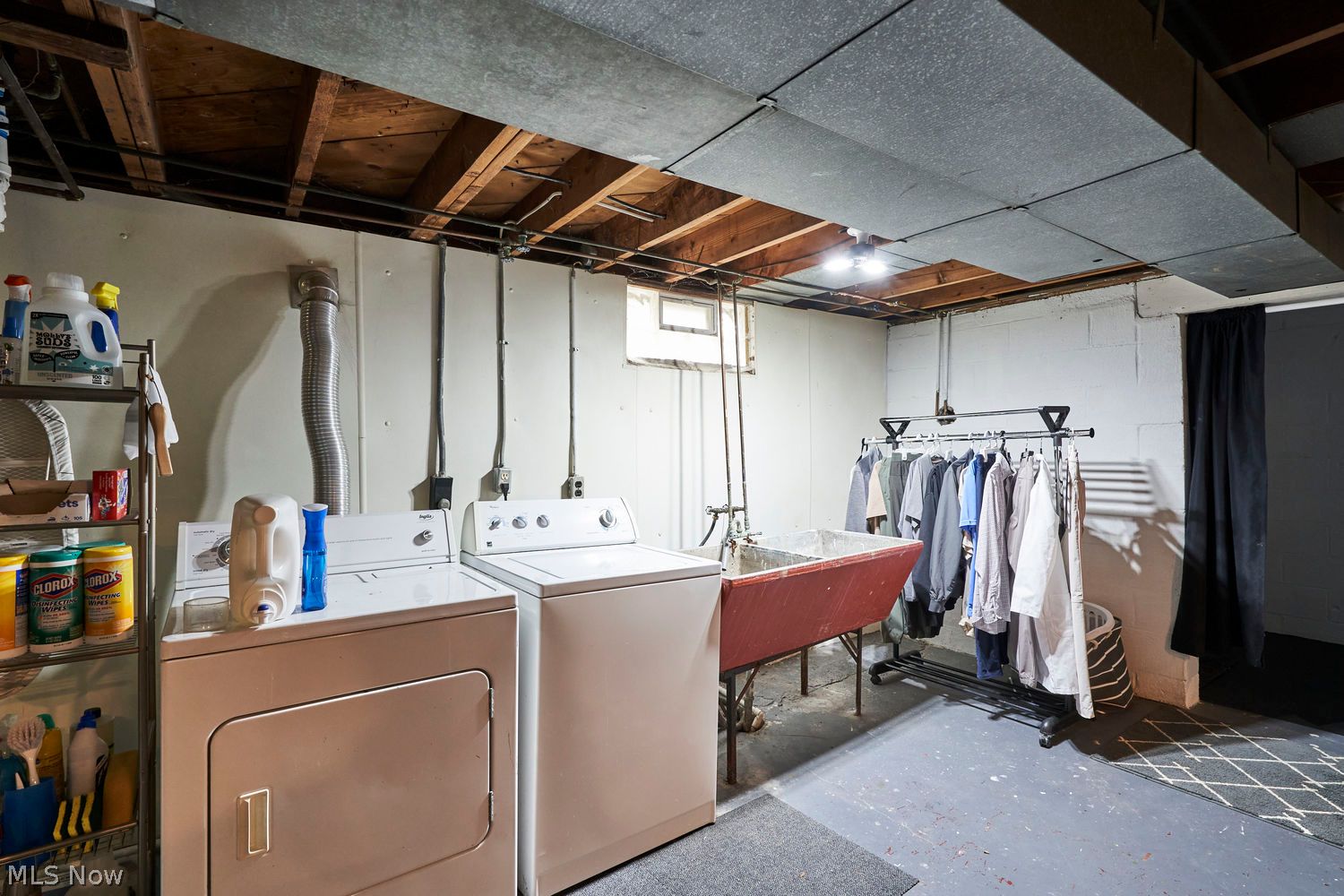 1596 Fairfax Road Akron OH 44313