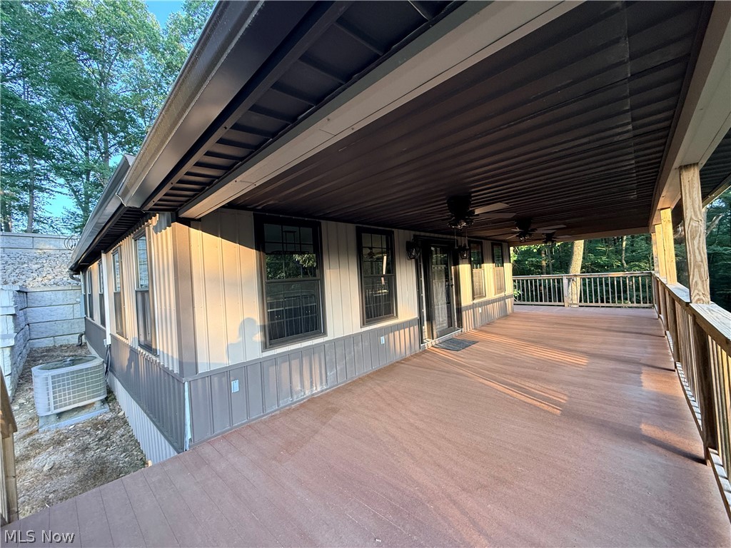 7925 Lakeview Drive SW Carrollton OH 44615