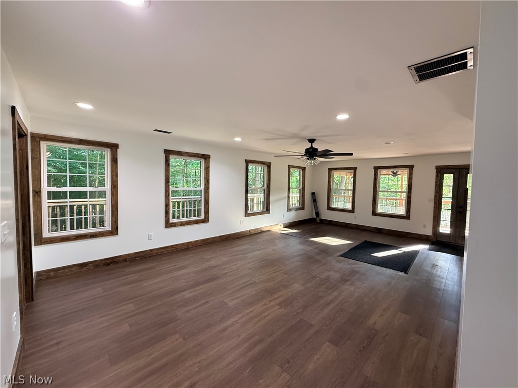7925 Lakeview Drive SW Carrollton OH 44615