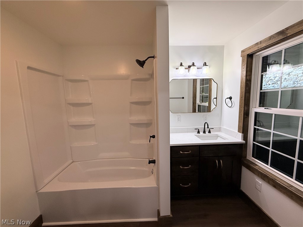 7925 Lakeview Drive SW Carrollton OH 44615