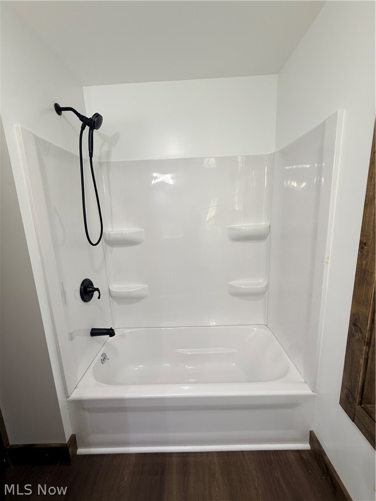 7925 Lakeview Drive SW Carrollton OH 44615