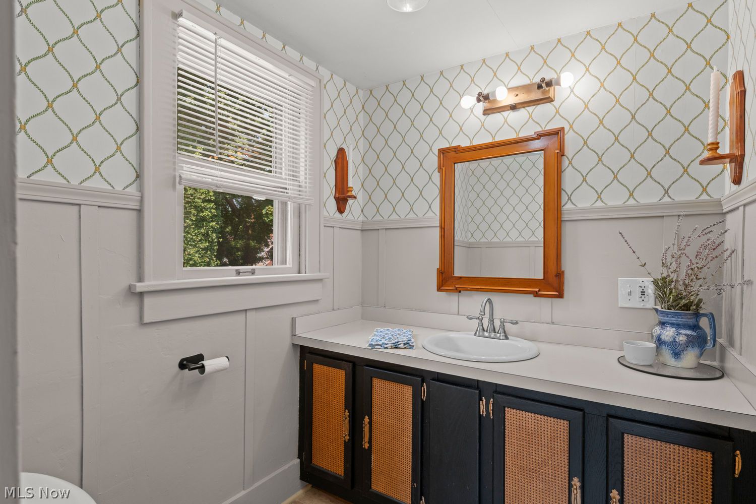 64 Fairview Avenue Wadsworth OH 44281