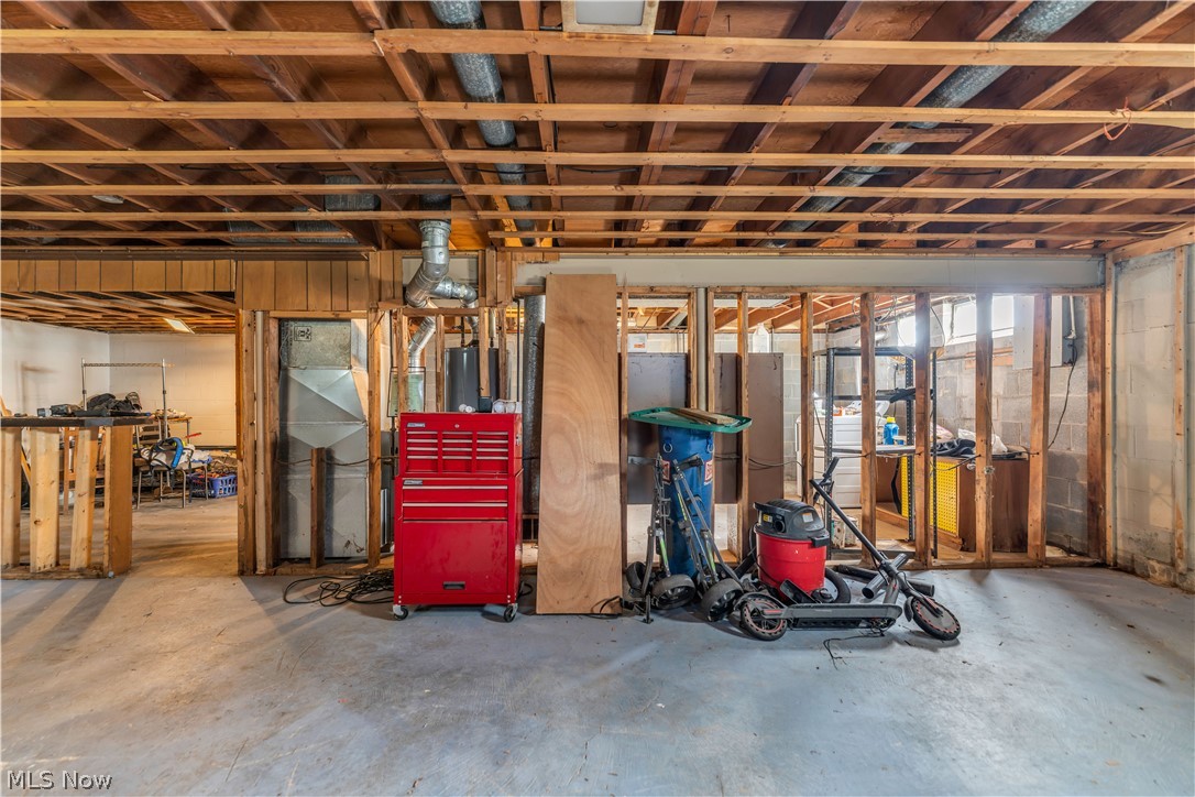 567 Walnut Street Elyria OH 44035