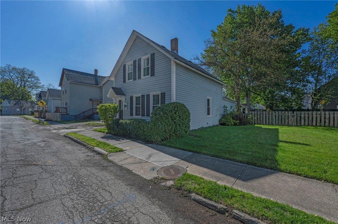3623 Siam Avenue Cleveland OH 44113