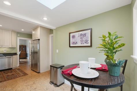 2241 Maplewood Road Cleveland Heights OH 44118