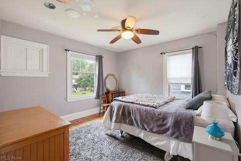 2241 Maplewood Road Cleveland Heights OH 44118
