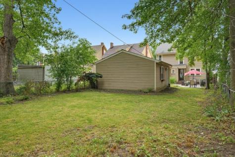 2241 Maplewood Road Cleveland Heights OH 44118