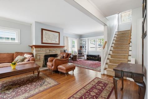2241 Maplewood Road Cleveland Heights OH 44118